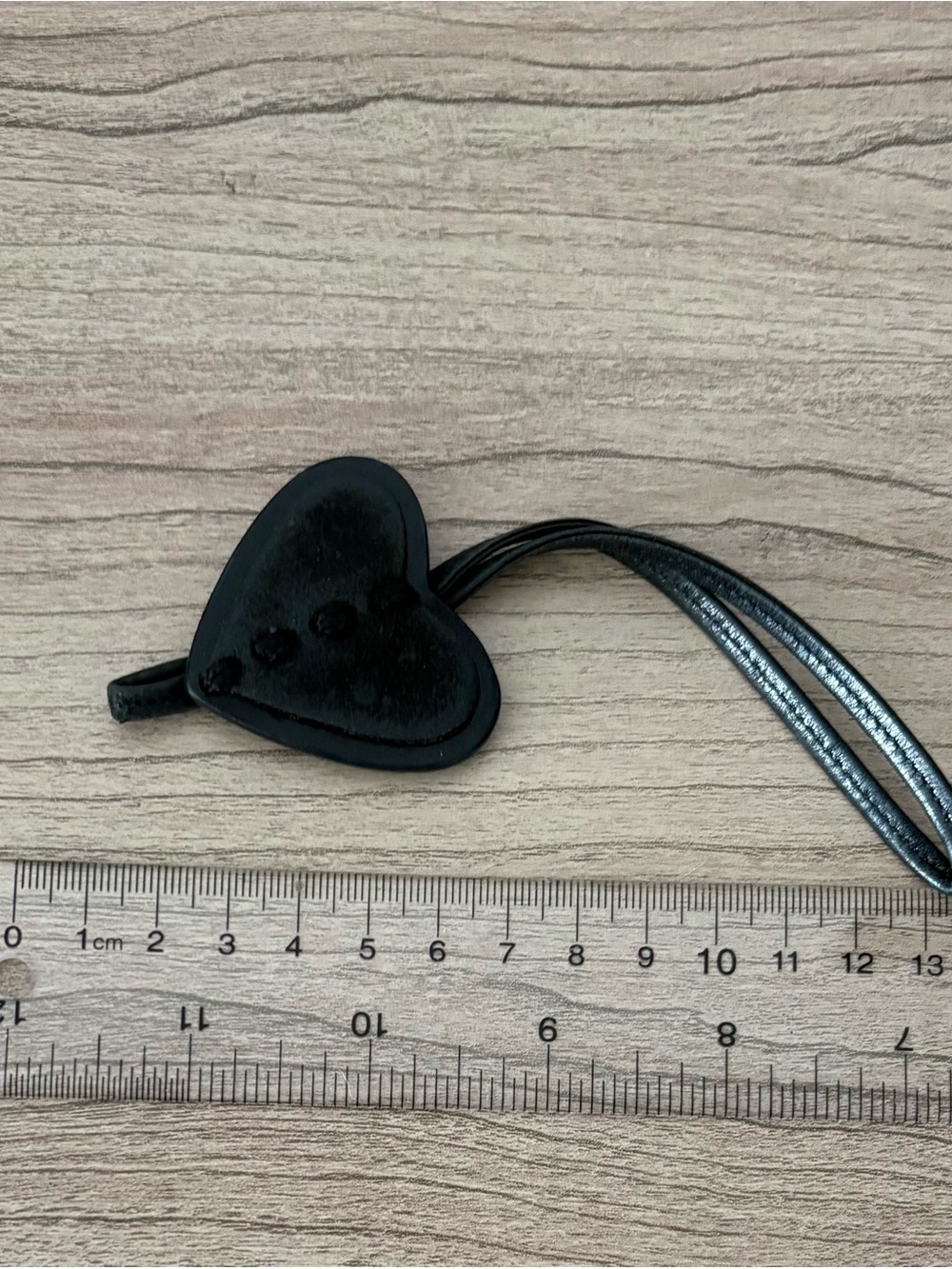 Vintage Gucci suede & leather Black Heart bag charm or keychain - Picture 7 of 7